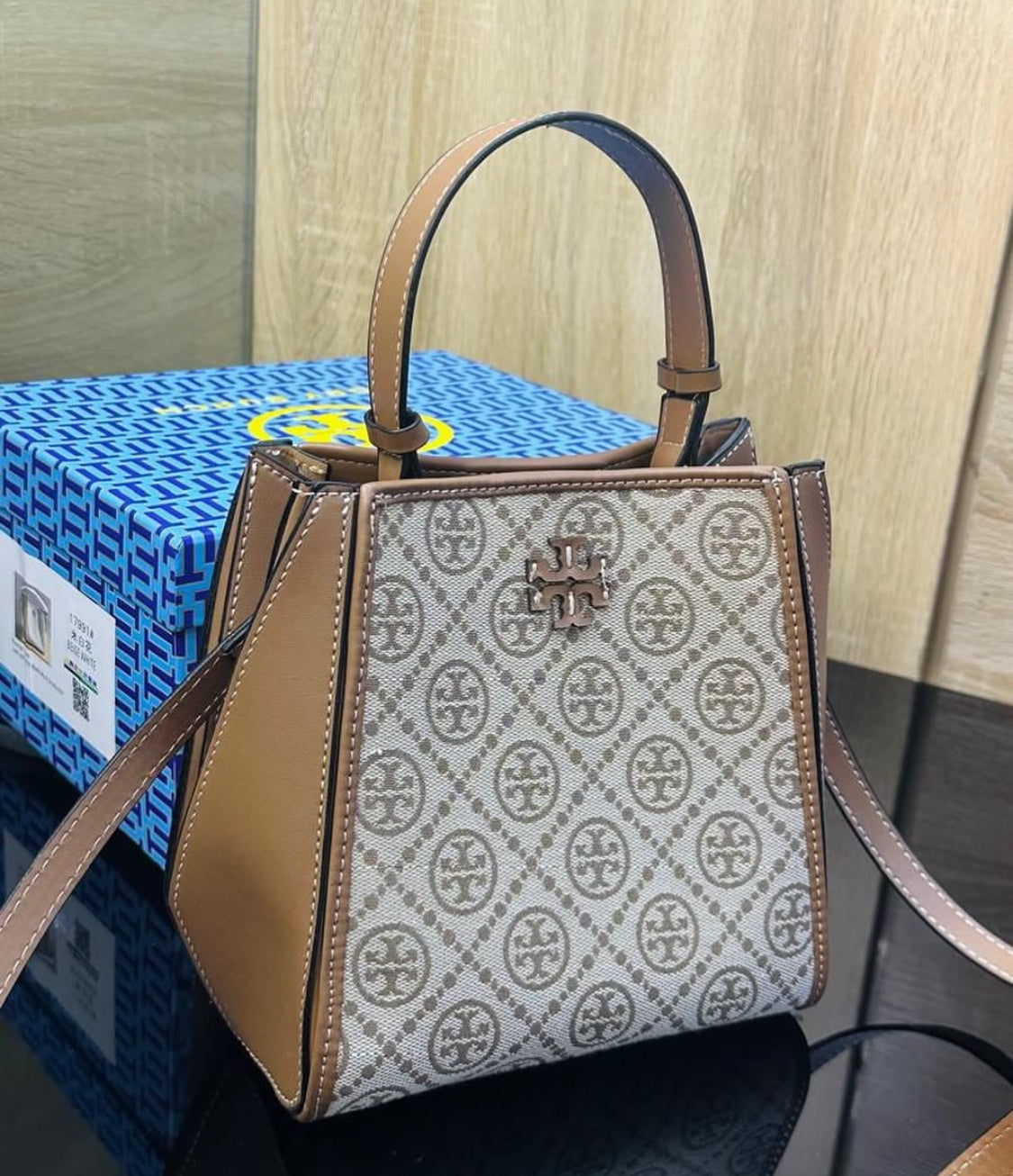 Tory Burch Mcgraw T Monogram