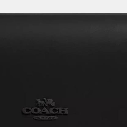 Coach
Andrea Shoulder Bag
