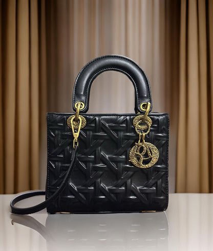 Medium Lady Dior Bag
Black Graphic Cannage Calfskin