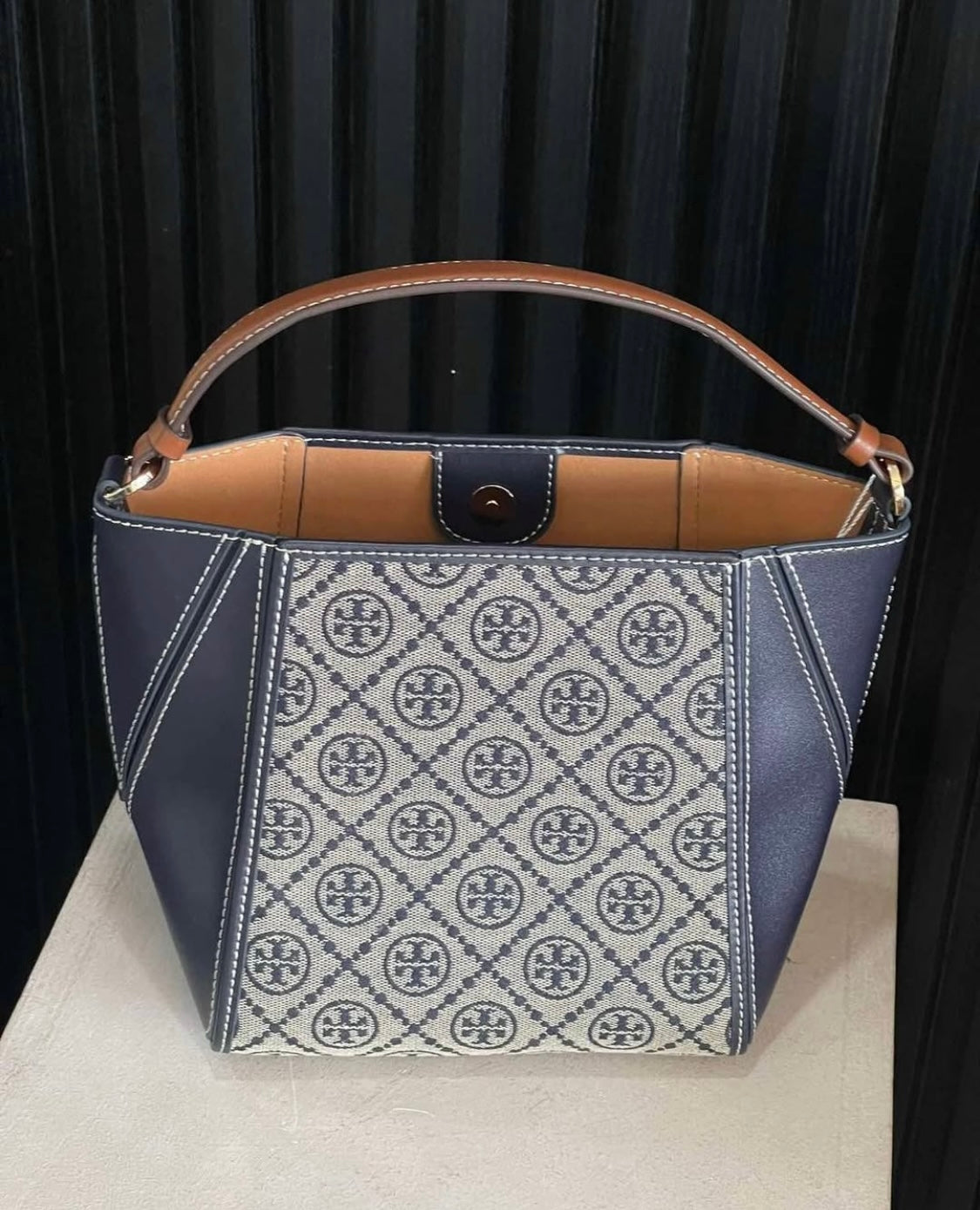 Tory Burch Mcgraw blue T Monogram